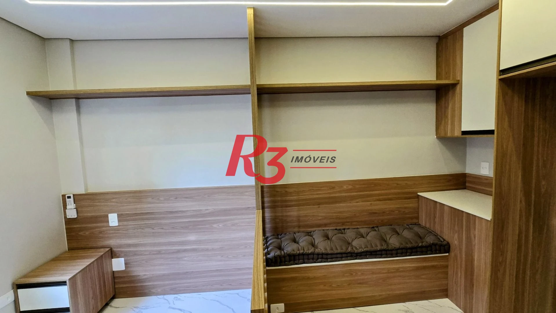Kitnet à venda, 22 m² por R$ 335.000,00 - Aparecida - Santos/SP