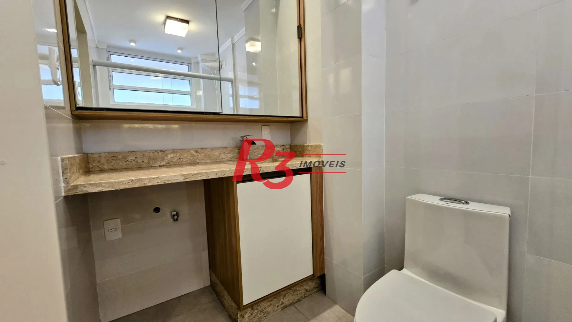Kitnet à venda, 22 m² por R$ 335.000,00 - Aparecida - Santos/SP