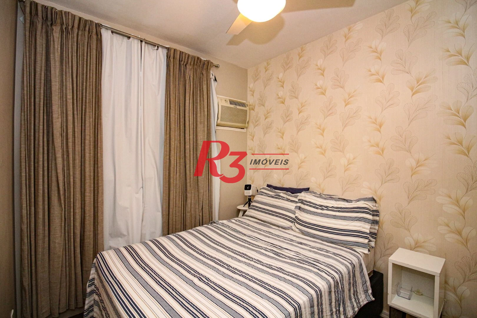 Apartamento à venda, 43 m² por R$ 280.000,00 - Castelo - Santos/SP