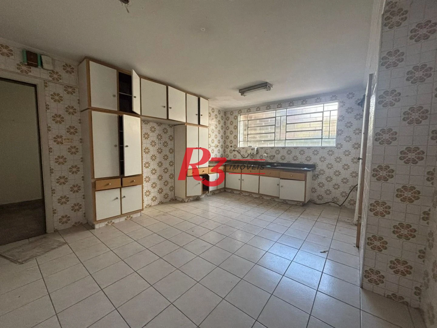 Casa para alugar, 188 m² por R$ 16.000,00/mês - Gonzaga - Santos/SP