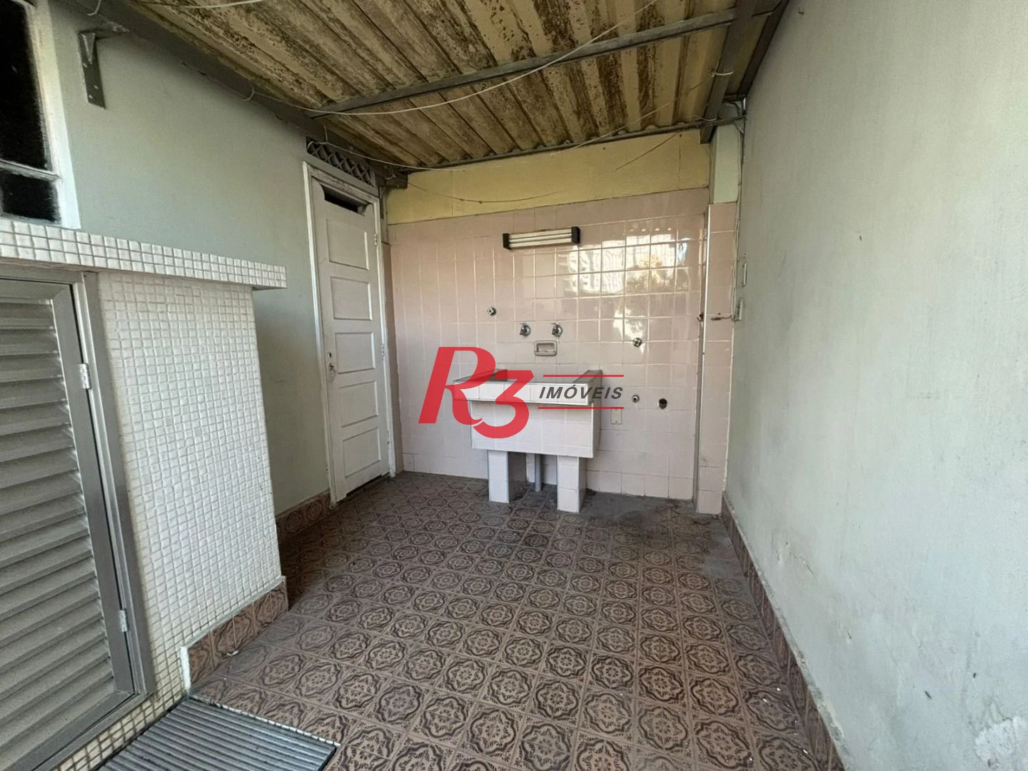 Casa para alugar, 188 m² por R$ 16.000,00/mês - Gonzaga - Santos/SP
