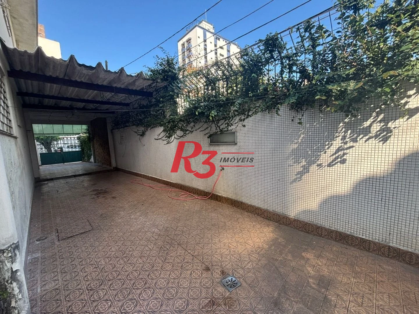 Casa para alugar, 188 m² por R$ 16.000,00/mês - Gonzaga - Santos/SP