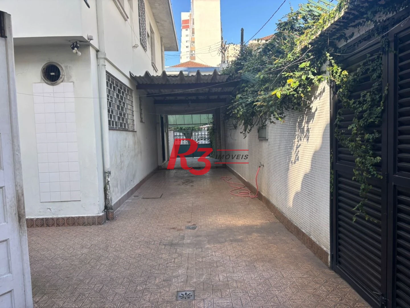 Casa para alugar, 188 m² por R$ 16.000,00/mês - Gonzaga - Santos/SP