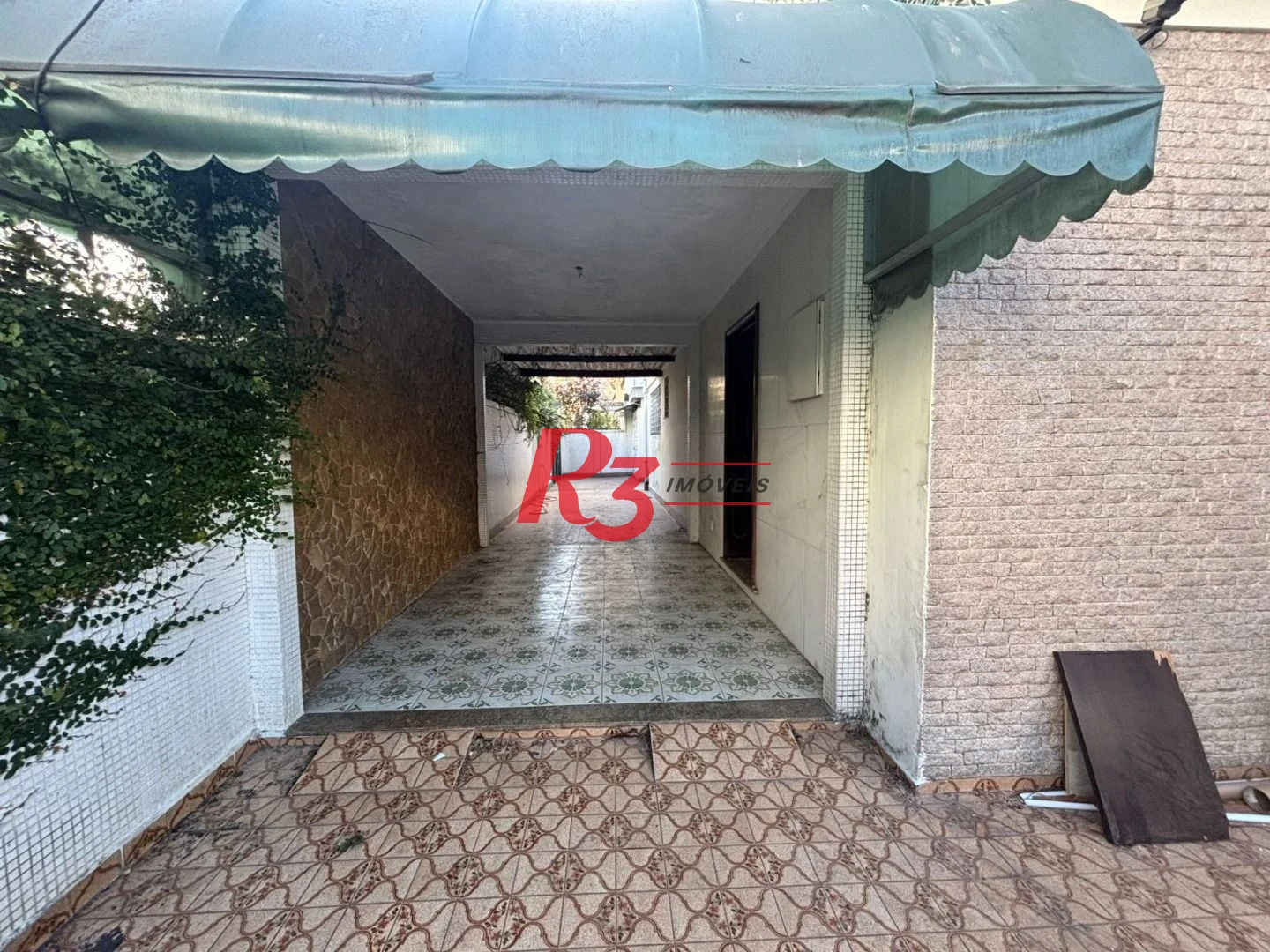 Casa para alugar, 188 m² por R$ 16.000,00/mês - Gonzaga - Santos/SP