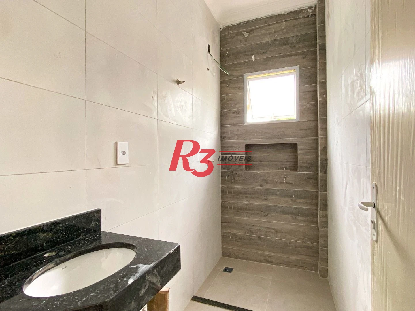 Village com 2 dormitórios à venda, 76 m² - Parque da Montanha