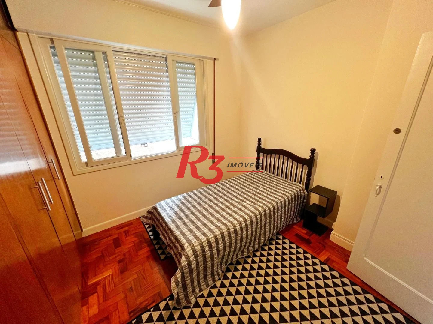Apartamento com 3 dormitórios à venda, 90 m² por R$ 620.000,00 - Gonzaga - Santos/SP