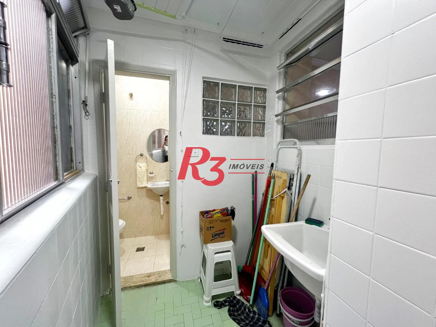 Apartamento com 3 dormitórios à venda, 90 m² por R$ 620.000,00 - Gonzaga - Santos/SP