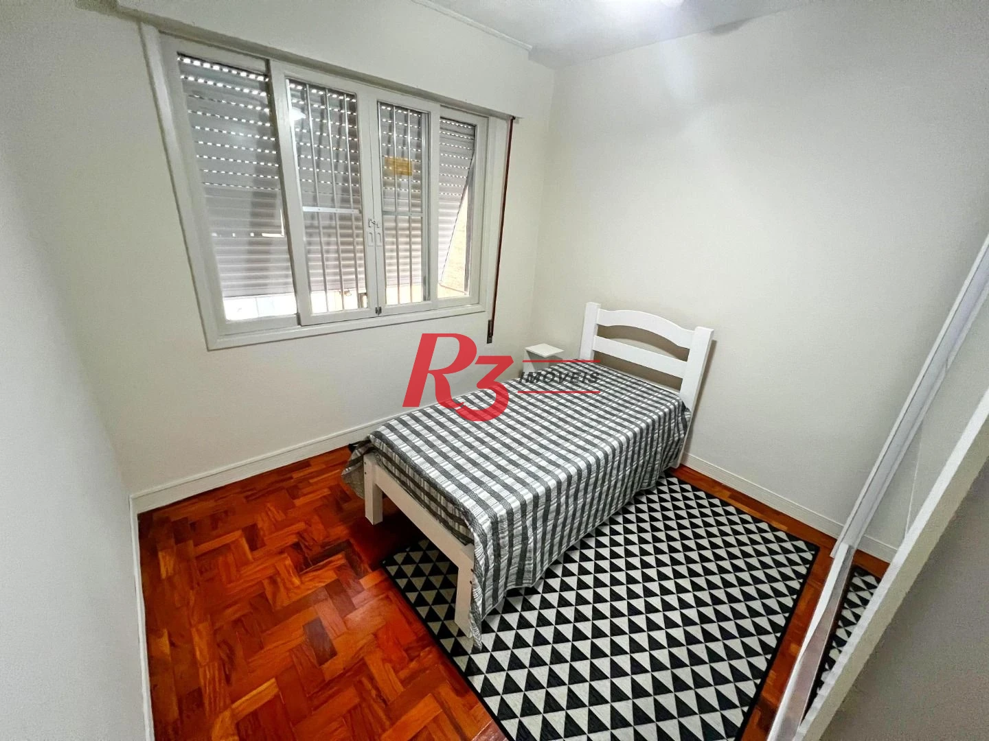 Apartamento com 3 dormitórios à venda, 90 m² por R$ 620.000,00 - Gonzaga - Santos/SP