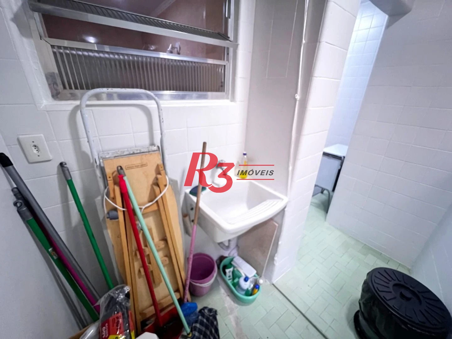 Apartamento com 3 dormitórios à venda, 90 m² por R$ 620.000,00 - Gonzaga - Santos/SP