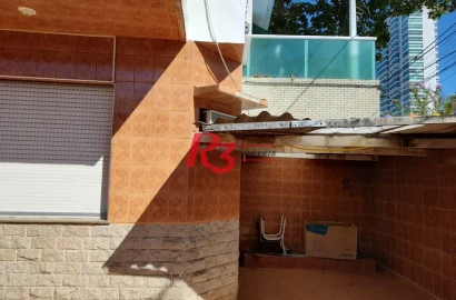 Casa com 2 dormitórios à venda, 107 m² por R$ 850.000,00 - Ponta da Praia - Santos/SP