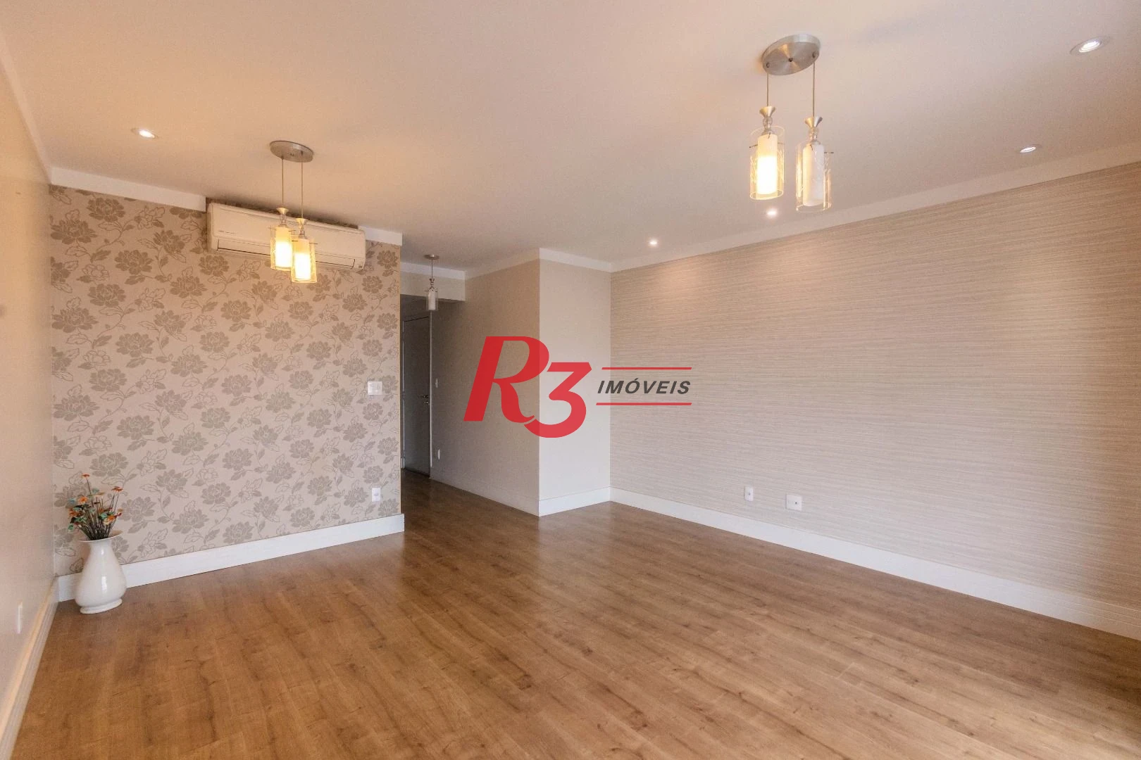 Apartamento com 3 dormitórios à venda, 109 m² por R$ 1.450.000,00 - Gonzaga - Santos/SP
