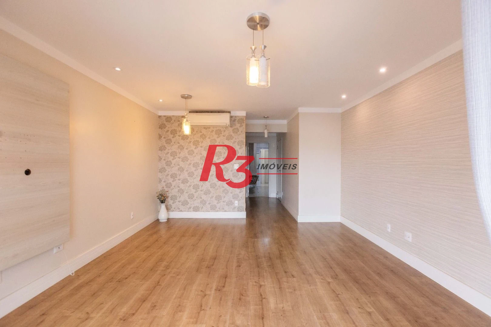 Apartamento com 3 dormitórios à venda, 109 m² por R$ 1.450.000,00 - Gonzaga - Santos/SP