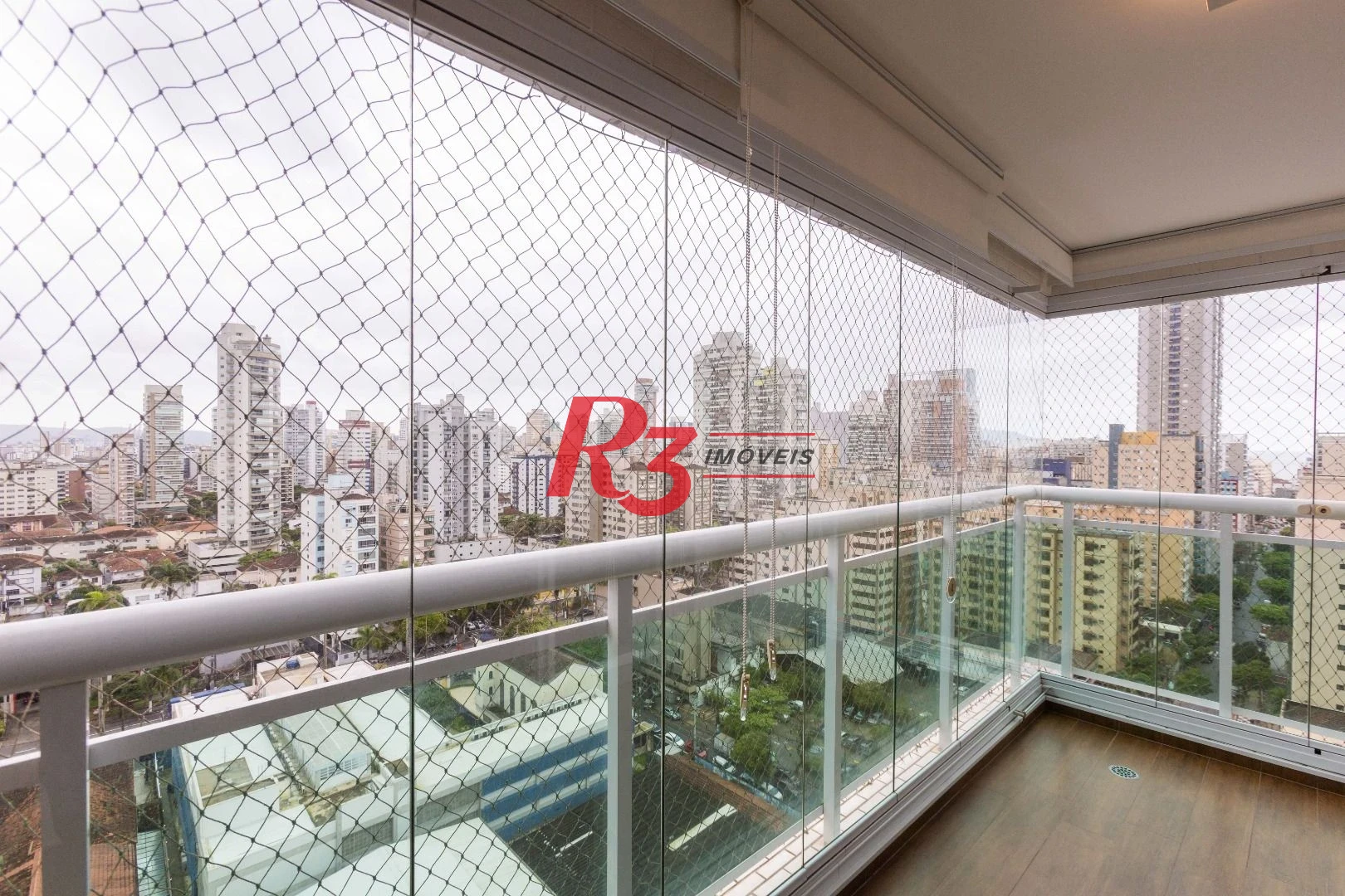 Apartamento com 3 dormitórios à venda, 109 m² por R$ 1.450.000,00 - Gonzaga - Santos/SP