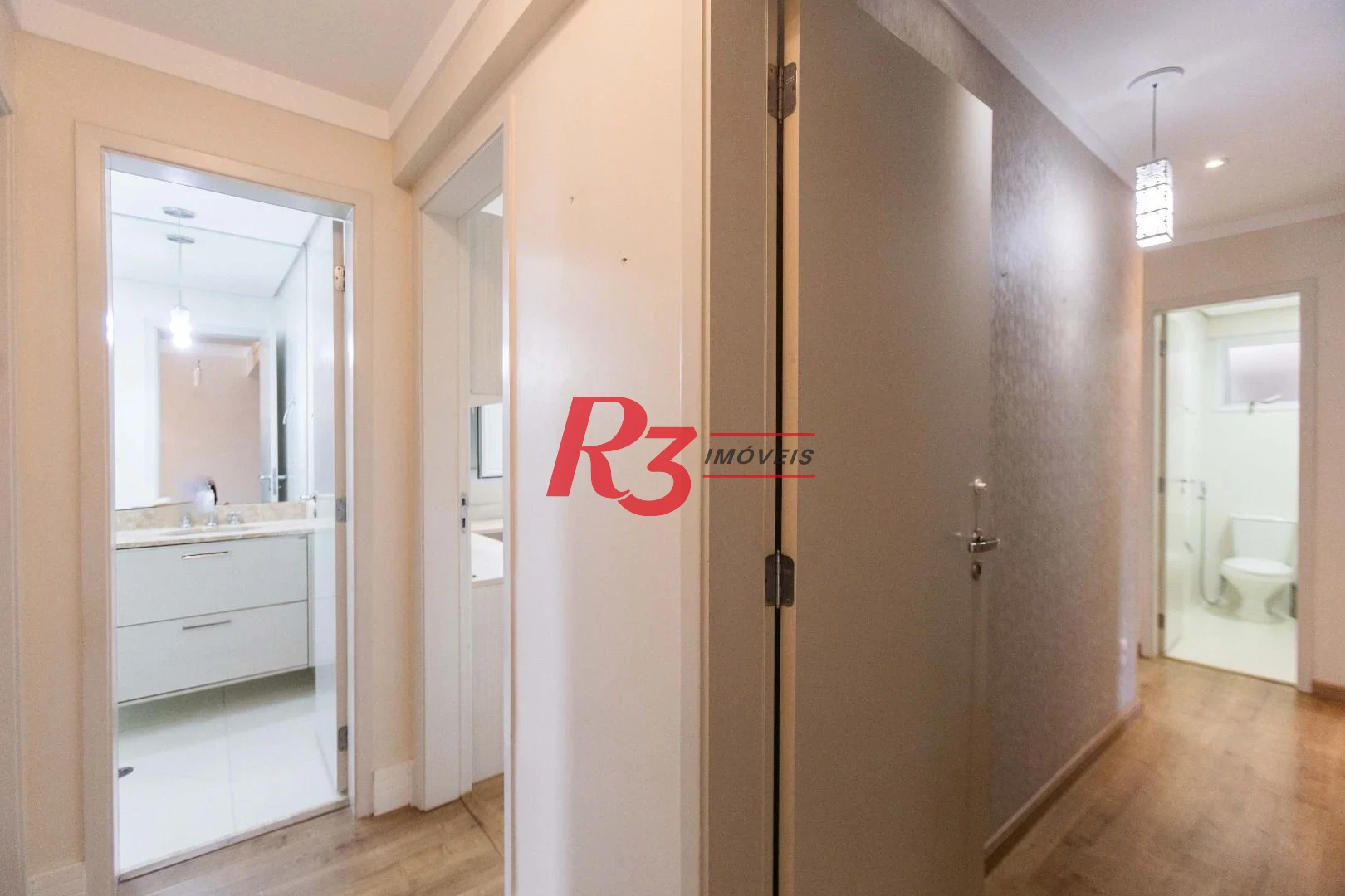 Apartamento com 3 dormitórios à venda, 109 m² por R$ 1.450.000,00 - Gonzaga - Santos/SP