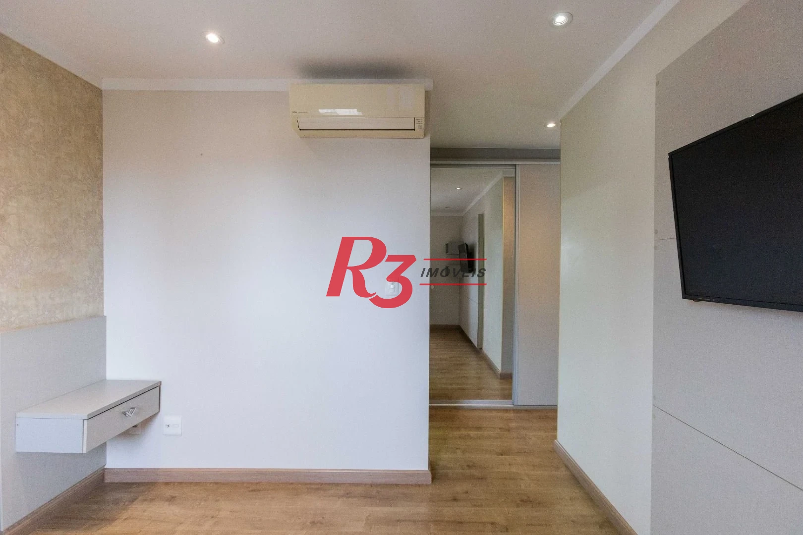 Apartamento com 3 dormitórios à venda, 109 m² por R$ 1.450.000,00 - Gonzaga - Santos/SP