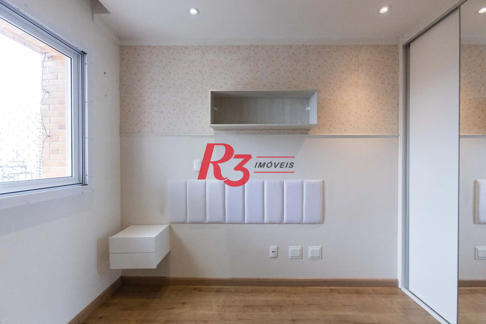 Apartamento com 3 dormitórios à venda, 109 m² por R$ 1.450.000,00 - Gonzaga - Santos/SP