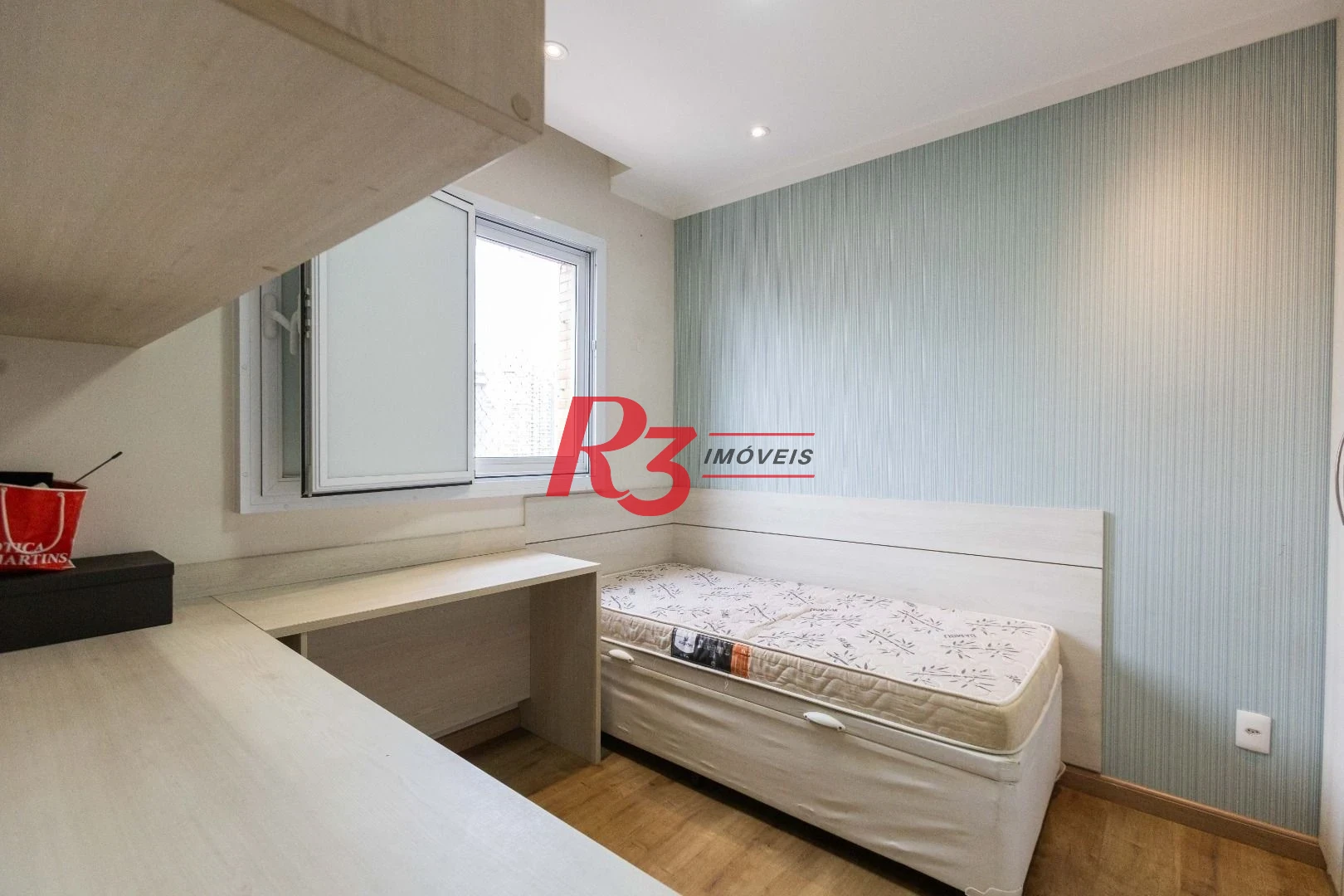 Apartamento com 3 dormitórios à venda, 109 m² por R$ 1.450.000,00 - Gonzaga - Santos/SP