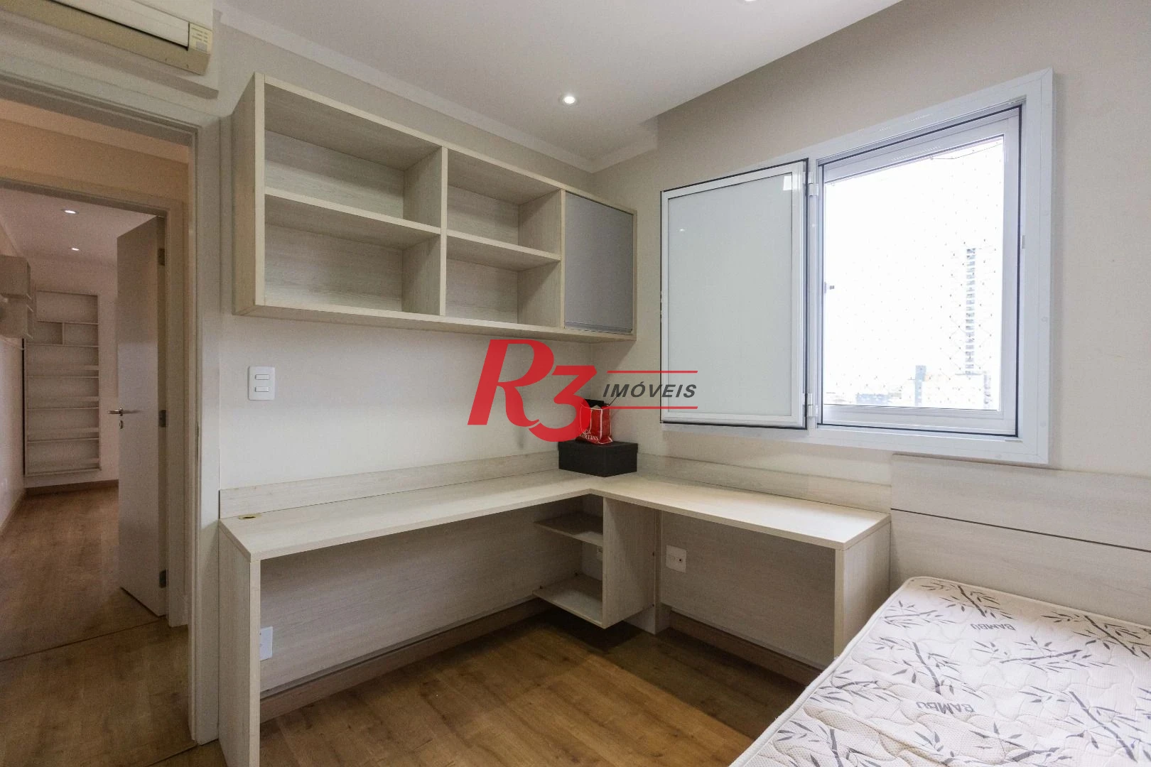 Apartamento com 3 dormitórios à venda, 109 m² por R$ 1.450.000,00 - Gonzaga - Santos/SP