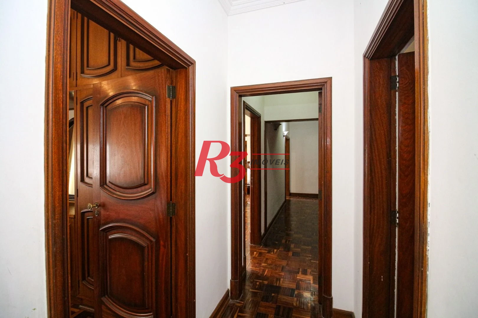 Apartamento com 4 dormitórios à venda, 301 m² por R$ 1.490.000,00 - Boqueirão - Santos/SP
