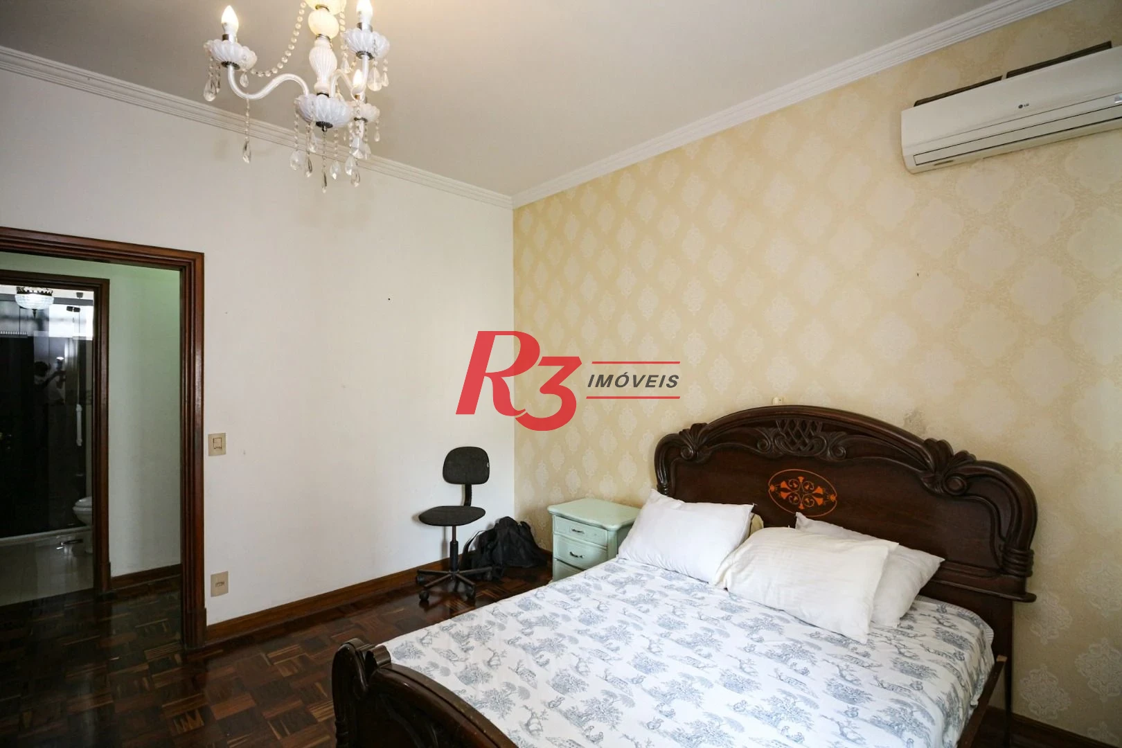 Apartamento com 4 dormitórios à venda, 301 m² por R$ 1.490.000,00 - Boqueirão - Santos/SP