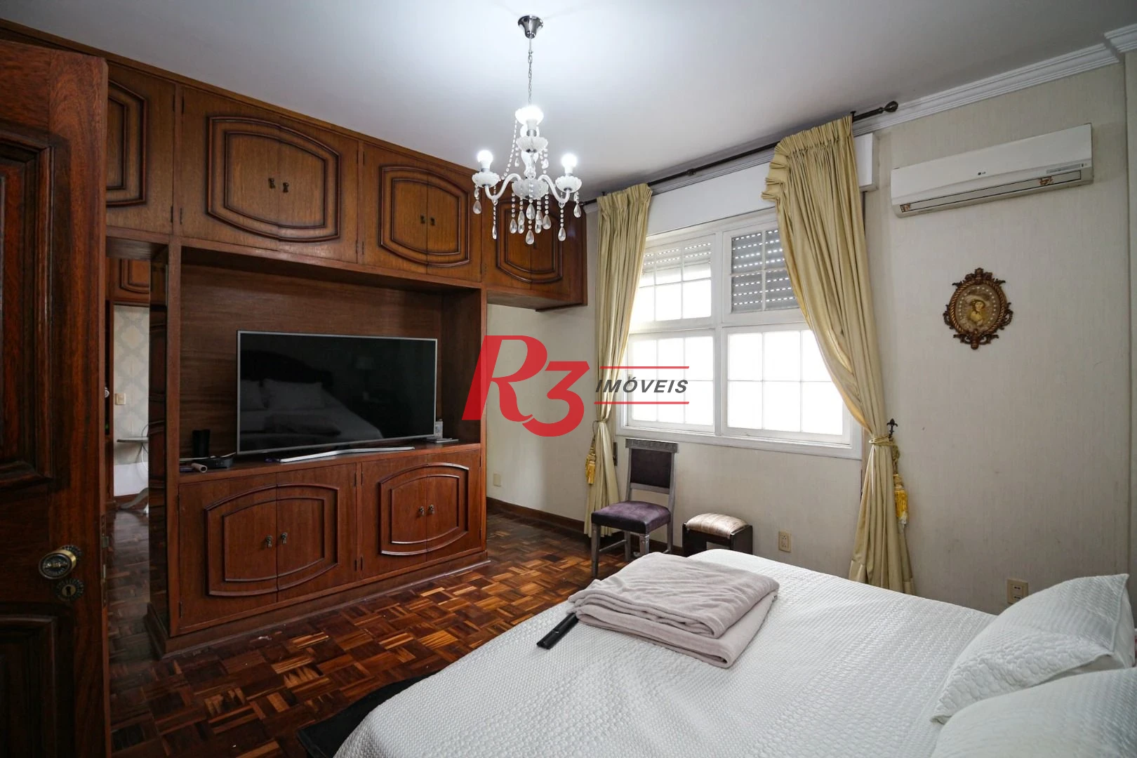 Apartamento com 4 dormitórios à venda, 301 m² por R$ 1.490.000,00 - Boqueirão - Santos/SP