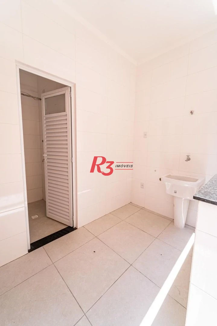 Casa com 3 dormitórios à venda, 111 m² por R$ 1.120.000,00 - Campo Grande - Santos/SP