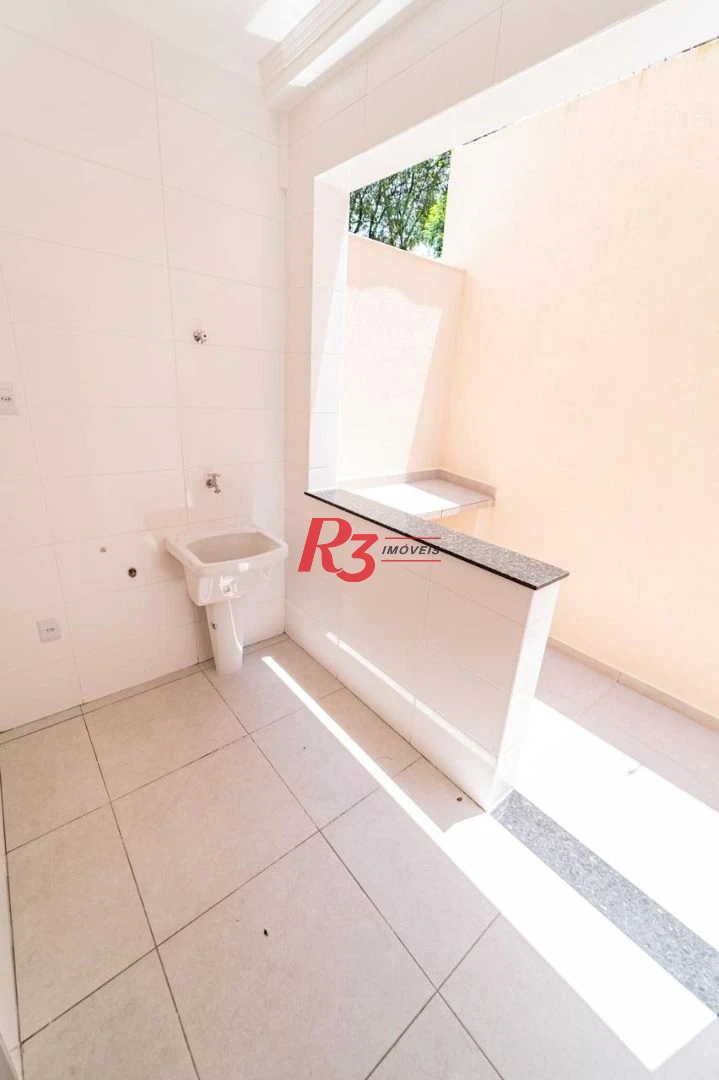 Casa com 3 dormitórios à venda, 111 m² por R$ 1.120.000,00 - Campo Grande - Santos/SP