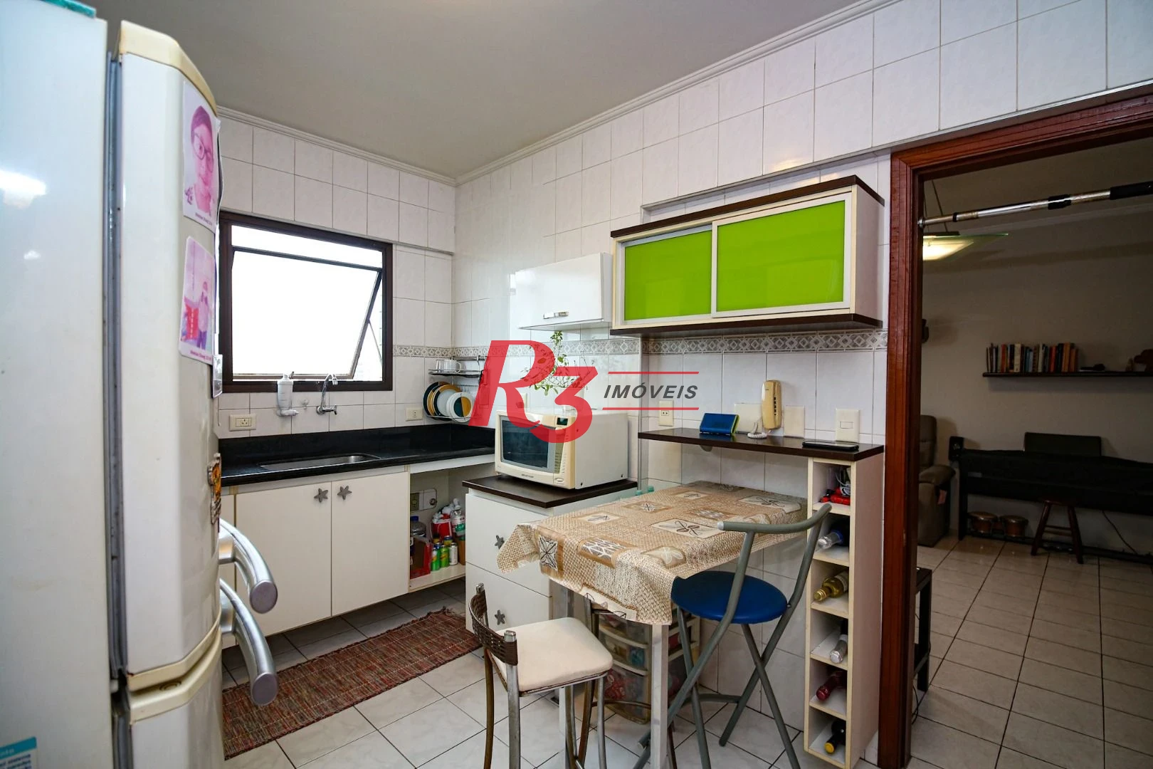 Apartamento com 2 dormitórios à venda, 77 m² por R$ 539.000,00 - Embaré - Santos/SP
