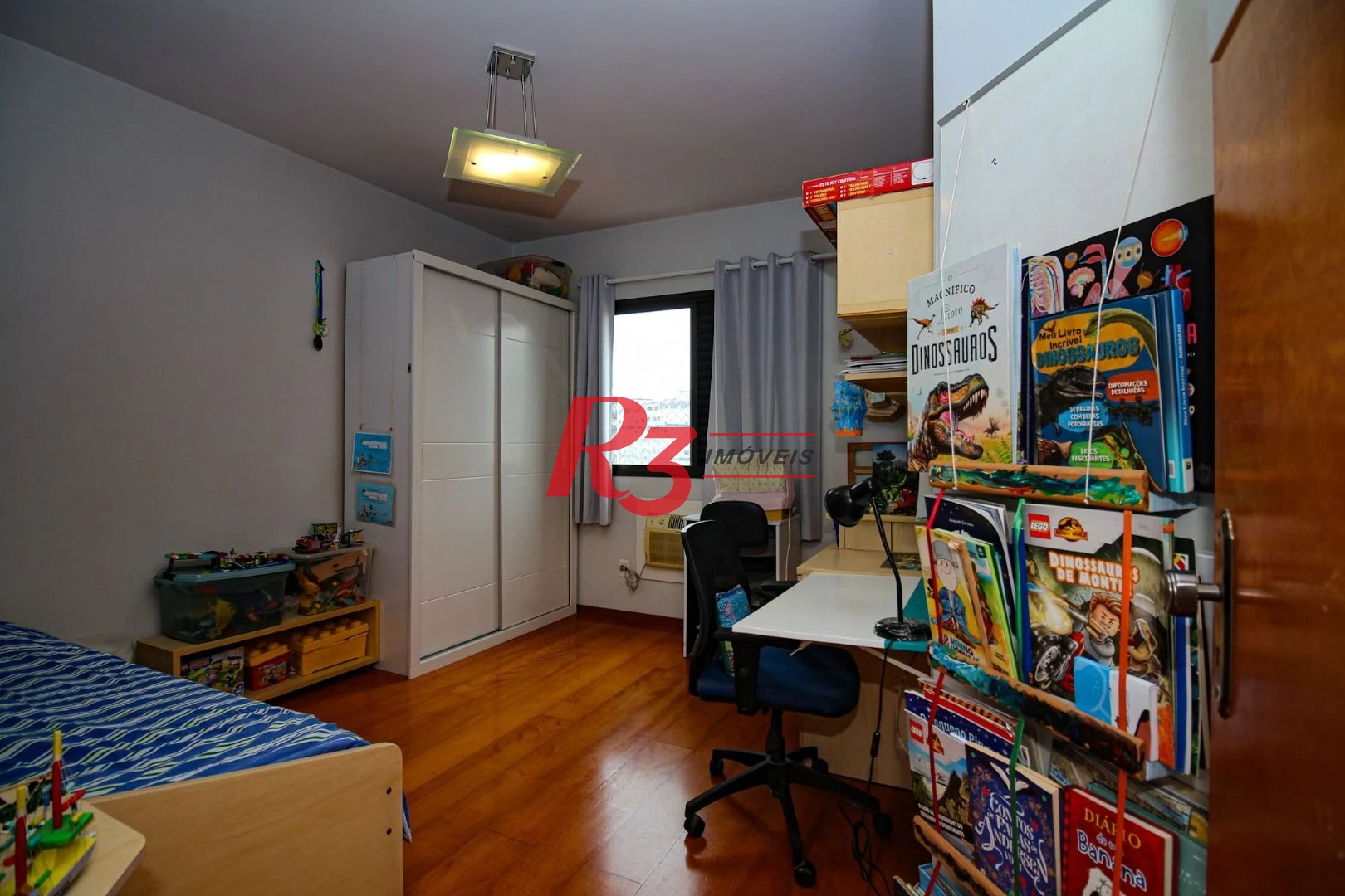 Apartamento com 2 dormitórios à venda, 77 m² por R$ 539.000,00 - Embaré - Santos/SP
