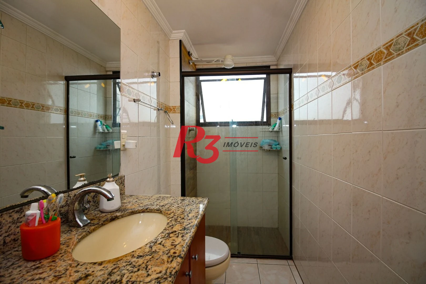 Apartamento com 2 dormitórios à venda, 77 m² por R$ 539.000,00 - Embaré - Santos/SP