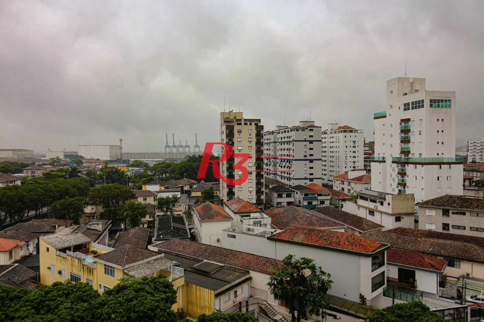 Apartamento com 2 dormitórios à venda, 77 m² por R$ 539.000,00 - Embaré - Santos/SP