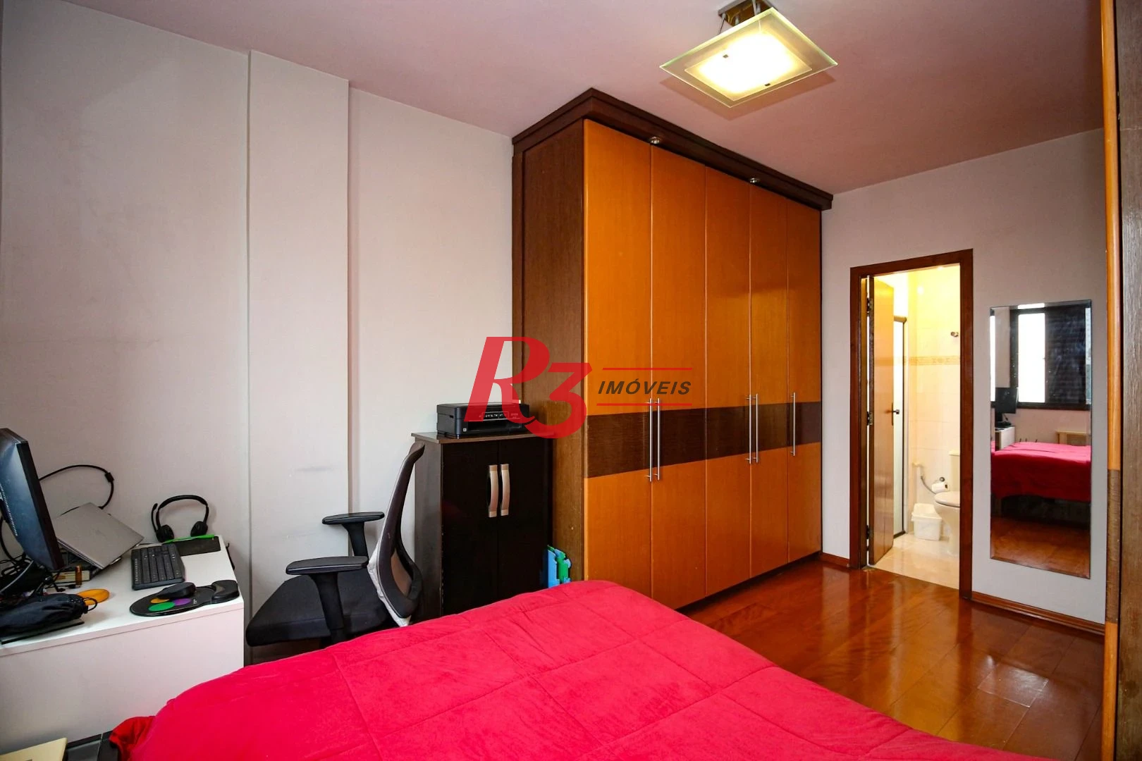 Apartamento com 2 dormitórios à venda, 77 m² por R$ 539.000,00 - Embaré - Santos/SP