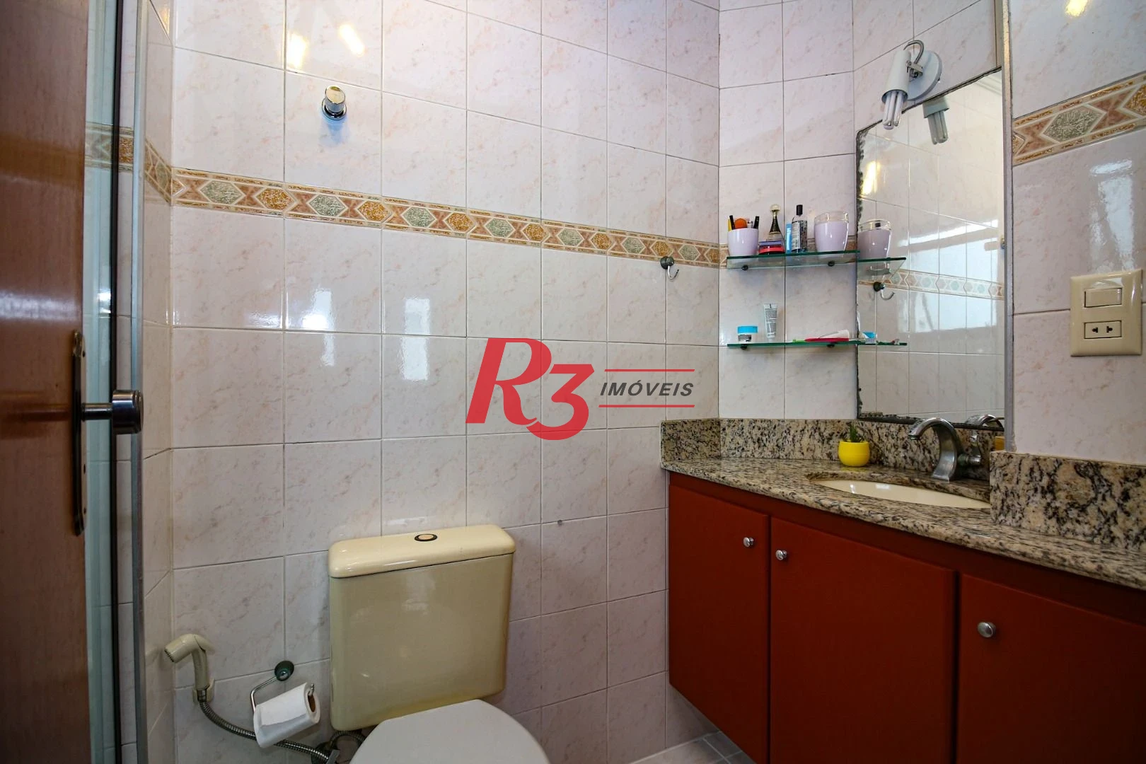 Apartamento com 2 dormitórios à venda, 77 m² por R$ 539.000,00 - Embaré - Santos/SP