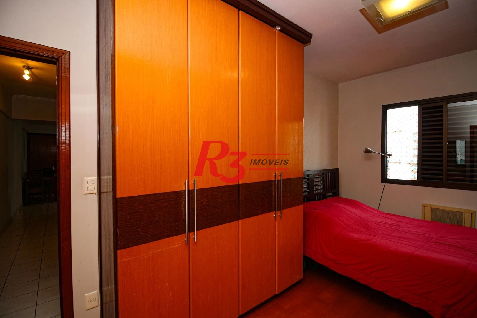 Apartamento com 2 dormitórios à venda, 77 m² por R$ 539.000,00 - Embaré - Santos/SP