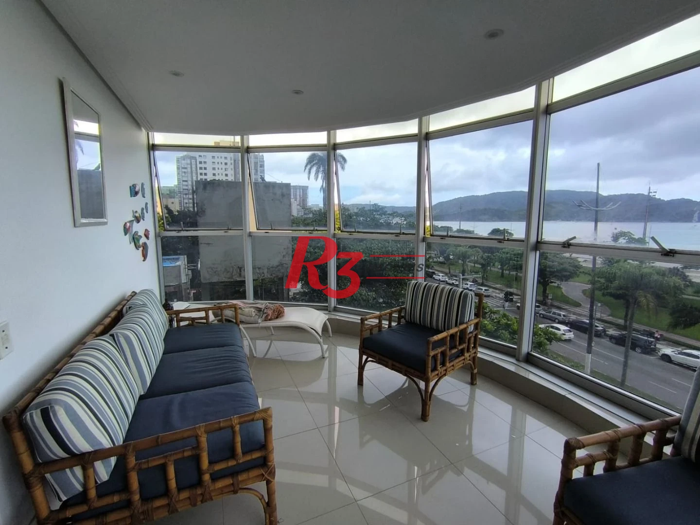 Apartamento com 2 dormitórios à venda, 138 m² por R$ 1.850.000,00 - Aparecida - Santos/SP