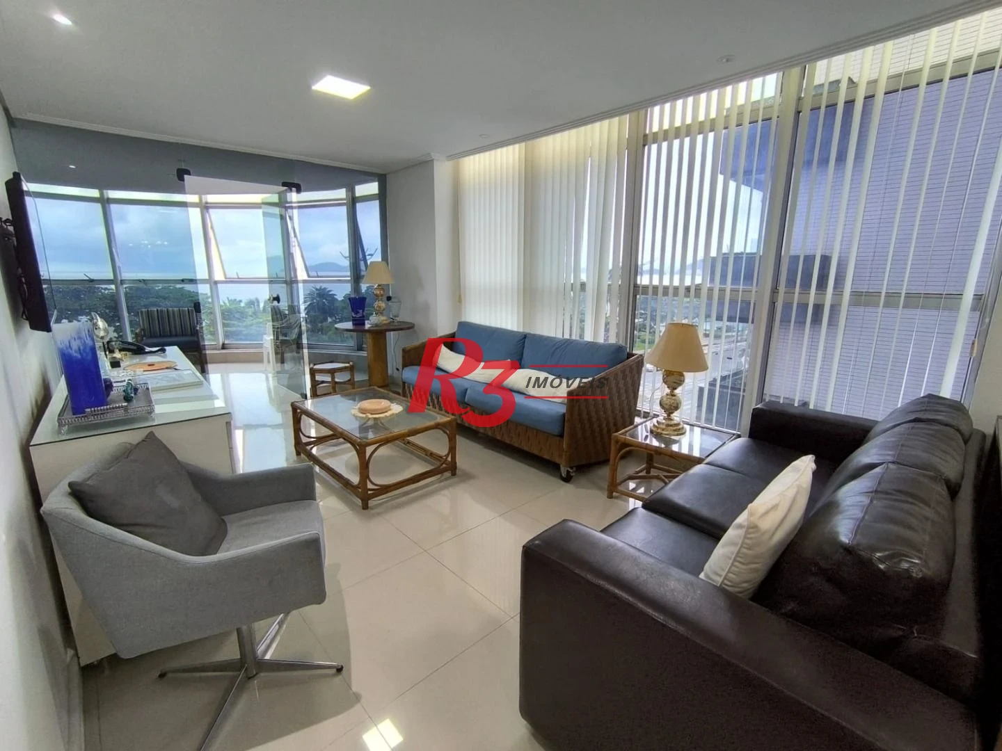 Apartamento com 2 dormitórios à venda, 138 m² por R$ 1.850.000,00 - Aparecida - Santos/SP