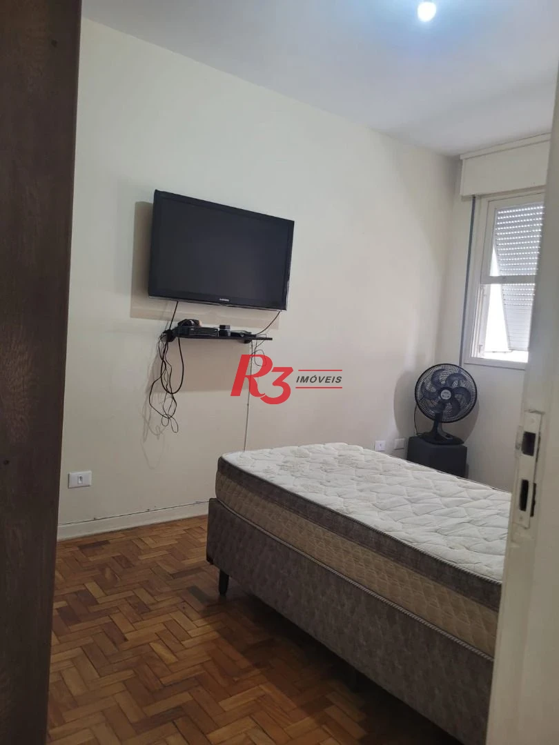 Apartamento com 2 dormitórios c Dependencia e Garagem Fechada
