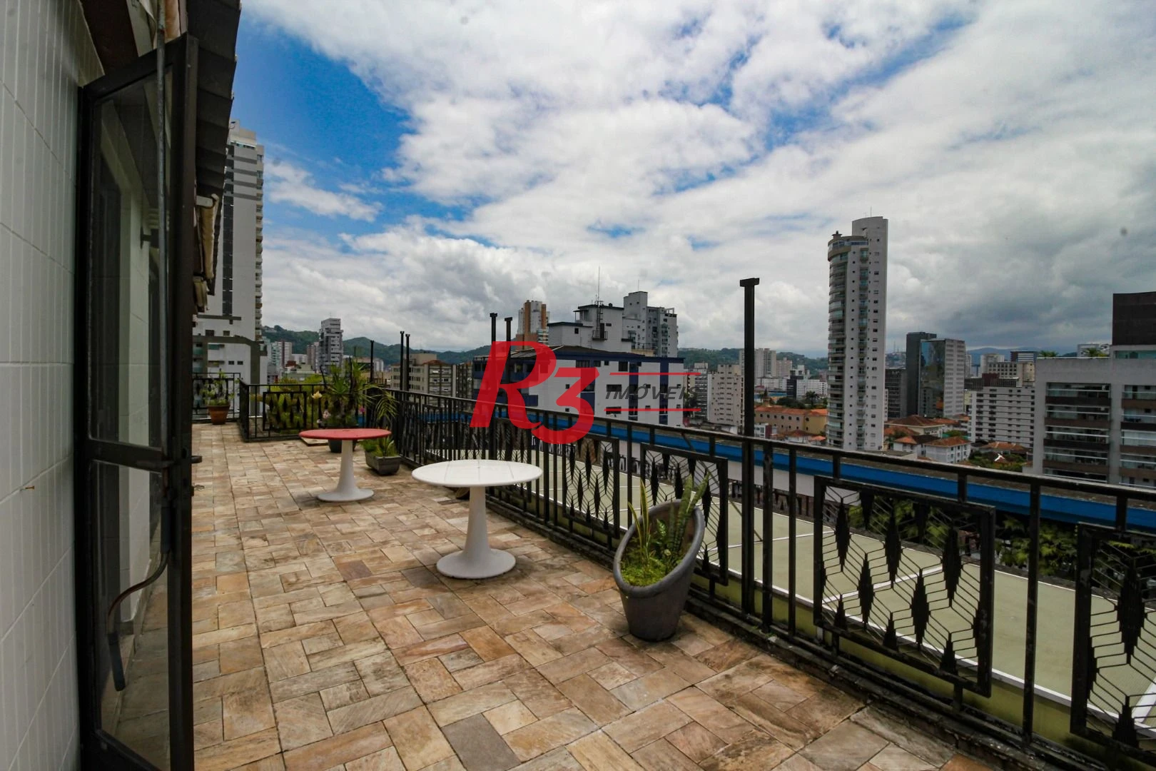 Cobertura à venda, 970 m² por R$ 10.000.000,00 - Gonzaga - Santos/SP