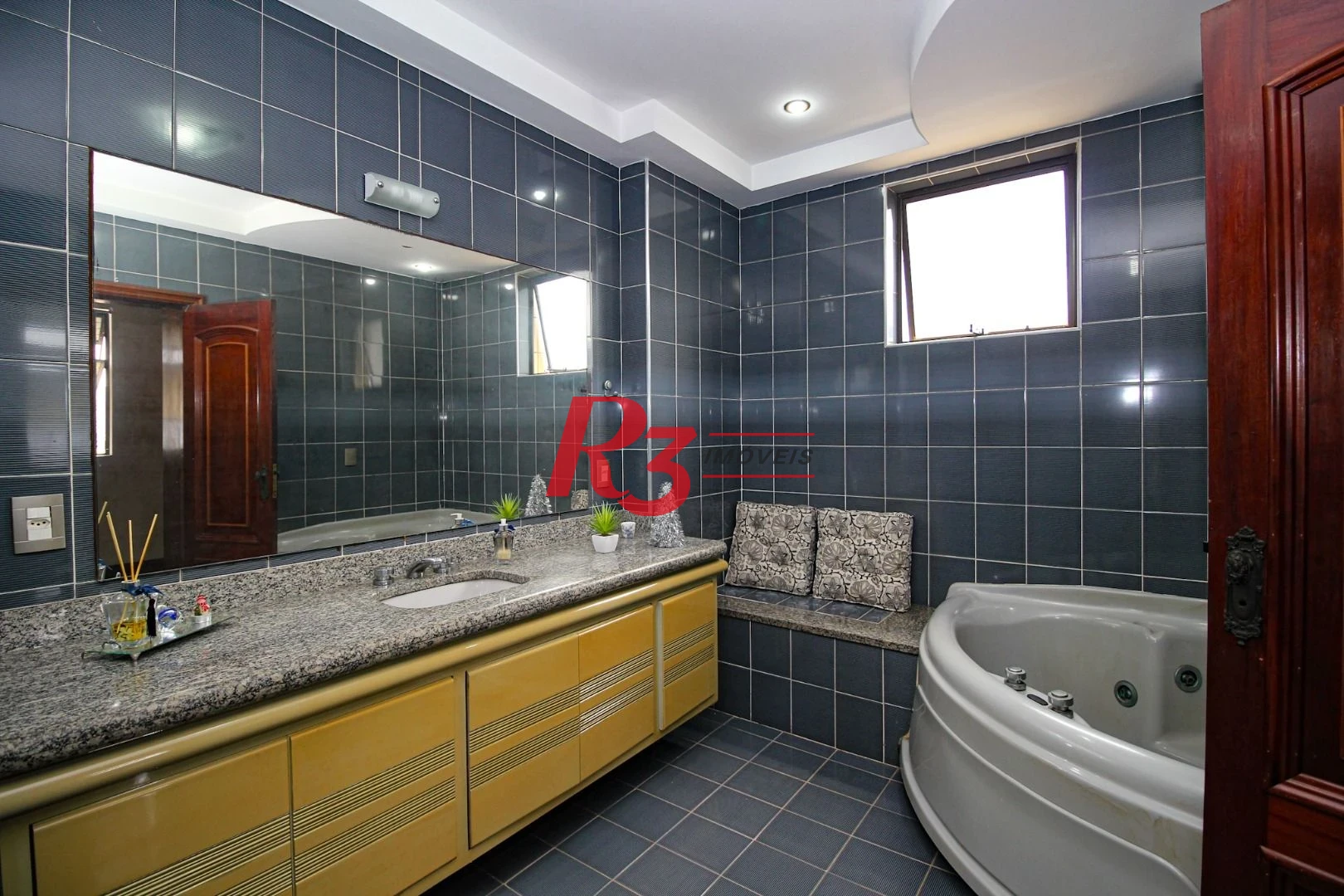 Cobertura à venda, 970 m² por R$ 10.000.000,00 - Gonzaga - Santos/SP