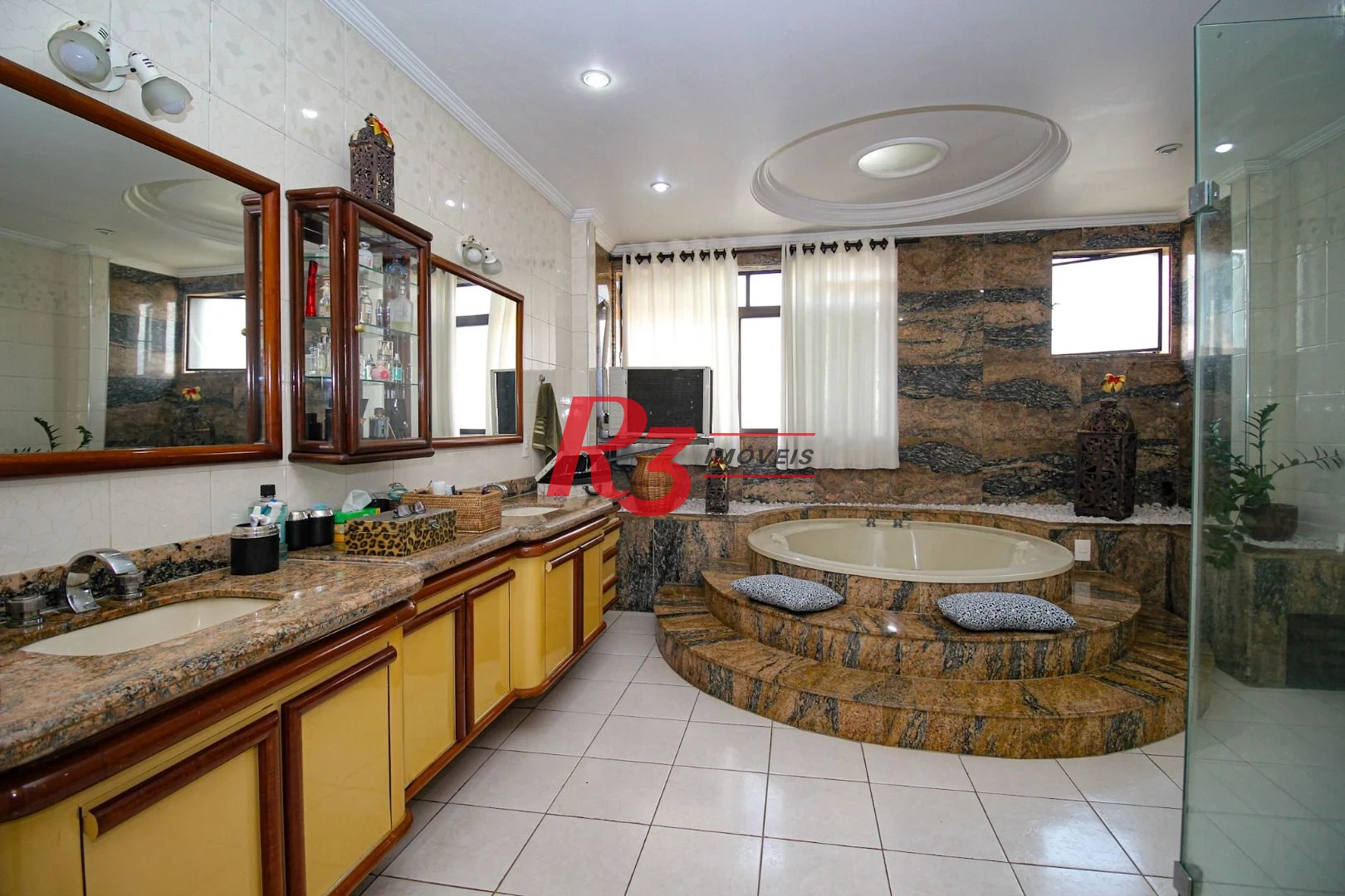 Cobertura à venda, 970 m² por R$ 10.000.000,00 - Gonzaga - Santos/SP
