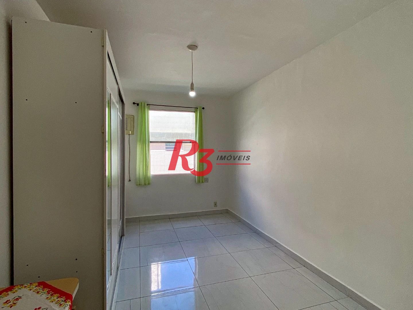 Kitnet à venda, 28 m² por R$ 250.000,00 - José Menino - Santos/SP