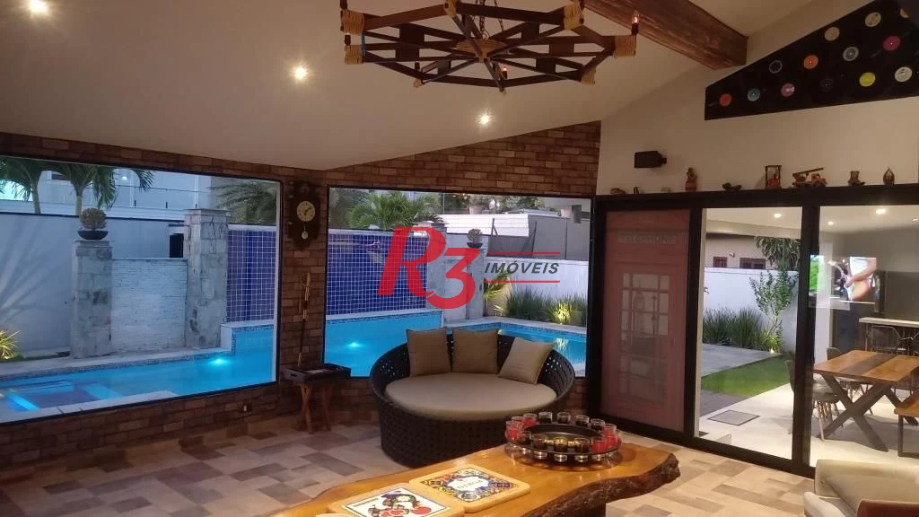 Casa com 6 dormitórios à venda, 400 m² por R$ 4.500.000,00 - Acapulco - Guarujá/SP