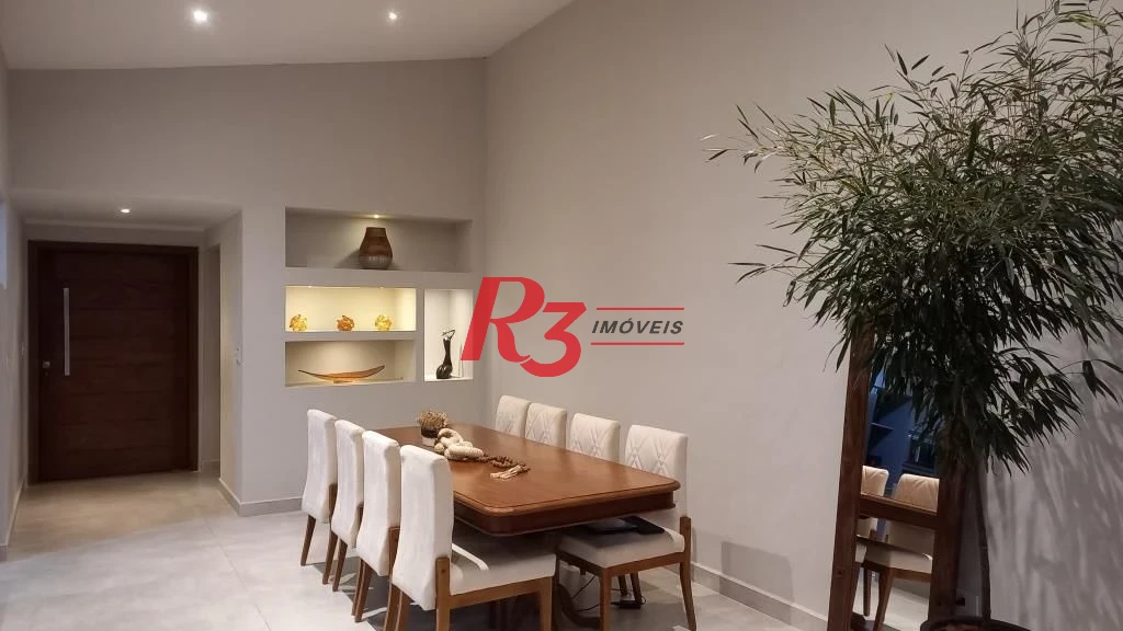 Casa com 6 dormitórios à venda, 400 m² por R$ 4.500.000,00 - Acapulco - Guarujá/SP