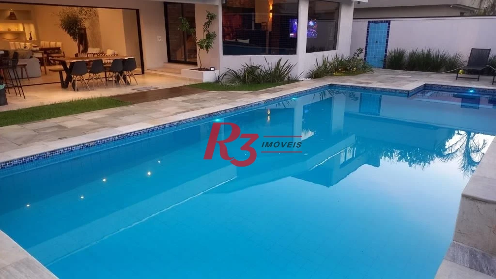 Casa com 6 dormitórios à venda, 400 m² por R$ 4.500.000,00 - Acapulco - Guarujá/SP