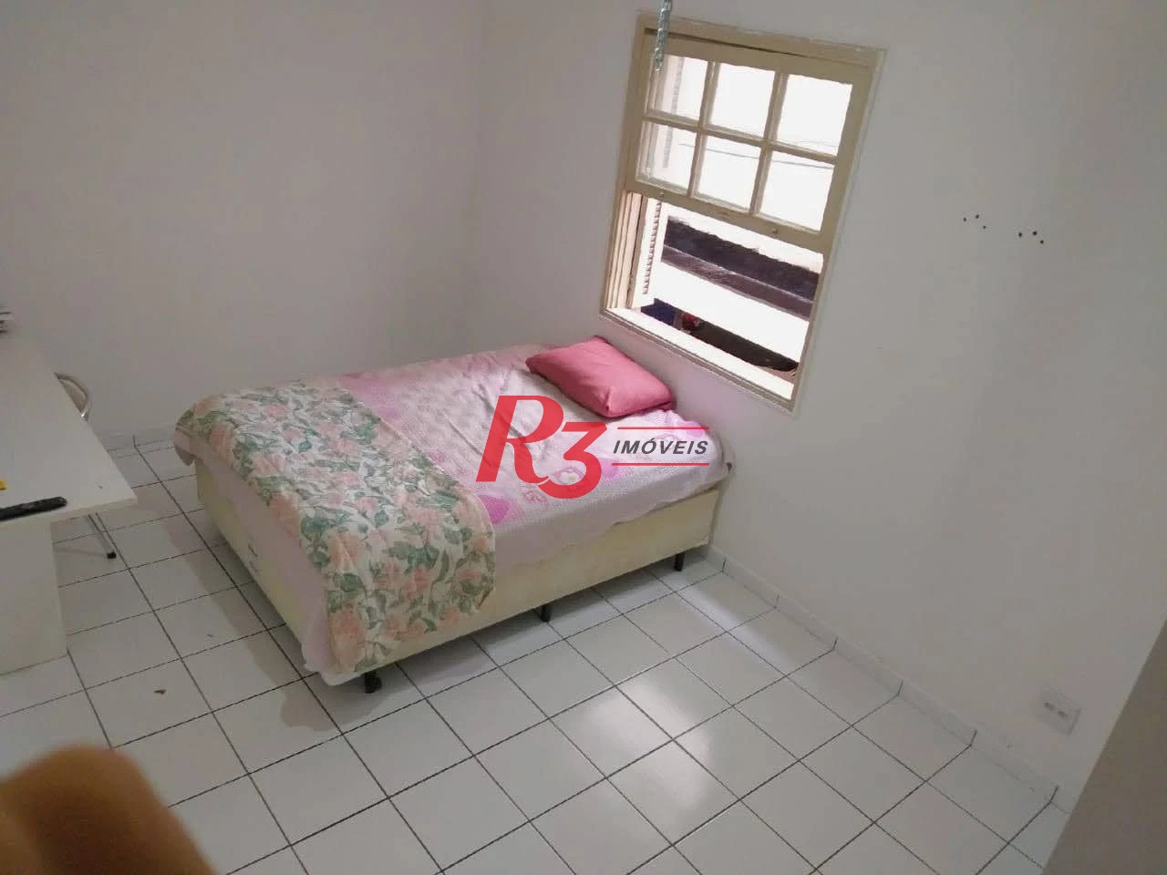 Apartamento com 2 dormitórios à venda, 75 m² por R$ 380.000,00 - Gonzaga - Santos/SP