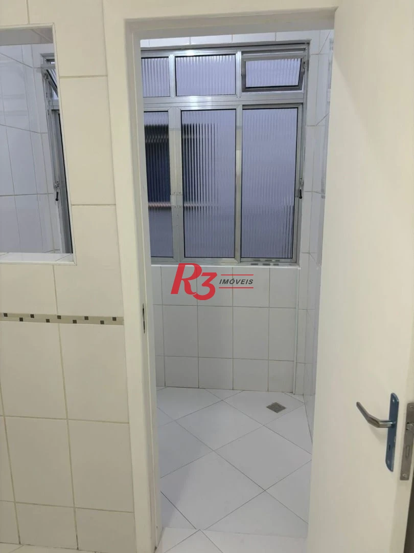 Apartamento com 2 dormitórios à venda, 71 m² por R$ 270.000,00 - Vila Matias - Santos/SP