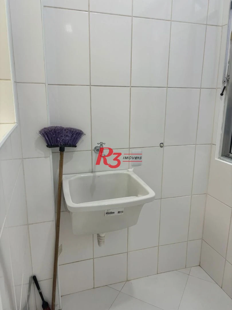 Apartamento com 2 dormitórios à venda, 71 m² por R$ 270.000,00 - Vila Matias - Santos/SP
