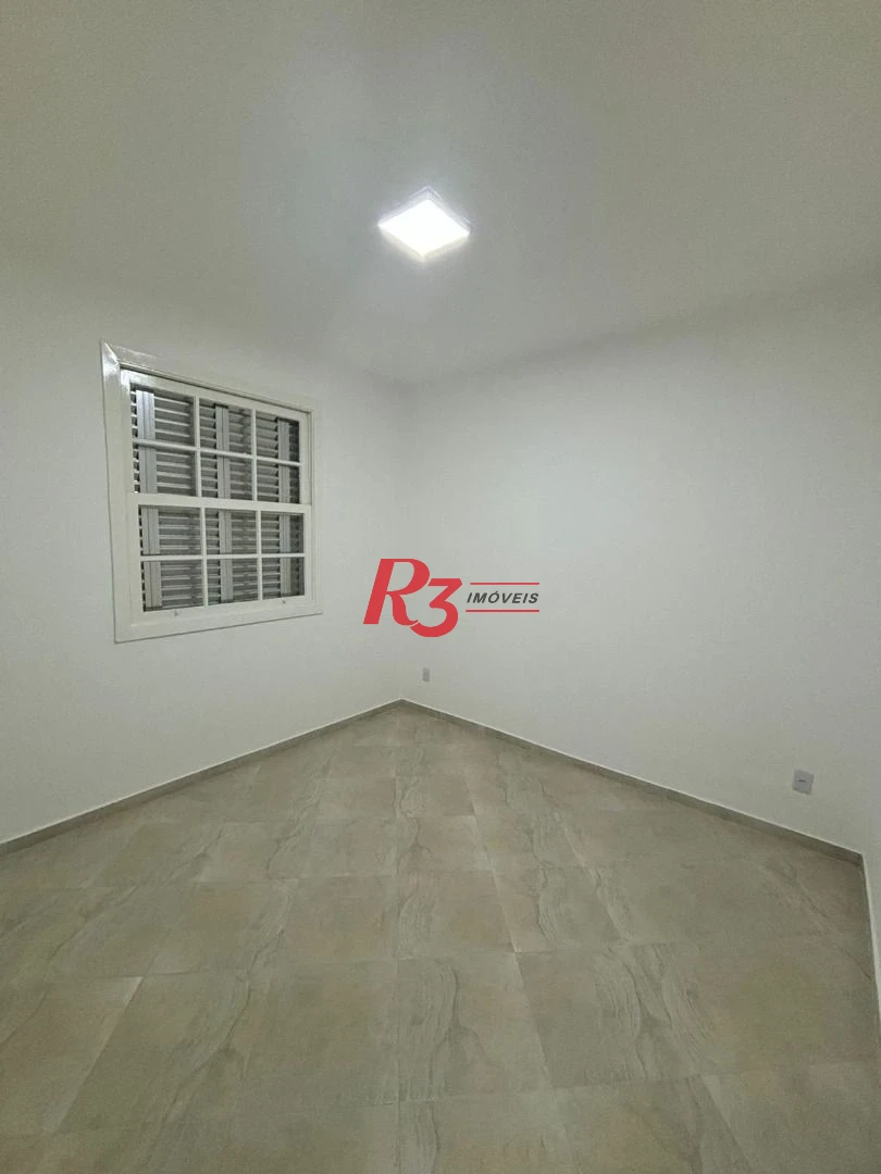 Apartamento com 2 dormitórios à venda, 71 m² por R$ 270.000,00 - Vila Matias - Santos/SP