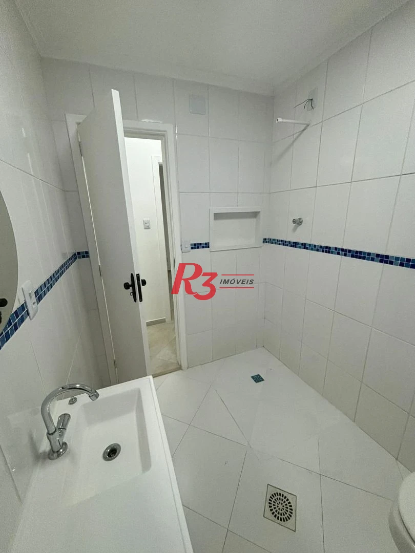 Apartamento com 2 dormitórios à venda, 71 m² por R$ 270.000,00 - Vila Matias - Santos/SP