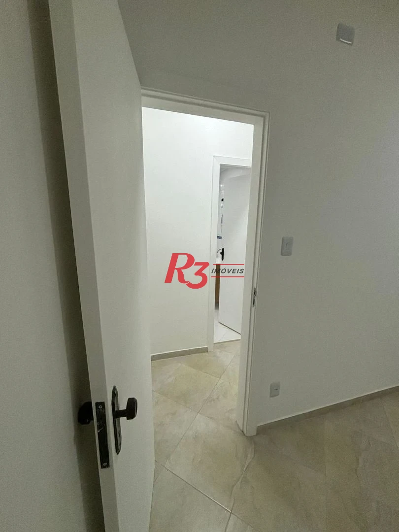 Apartamento com 2 dormitórios à venda, 71 m² por R$ 270.000,00 - Vila Matias - Santos/SP